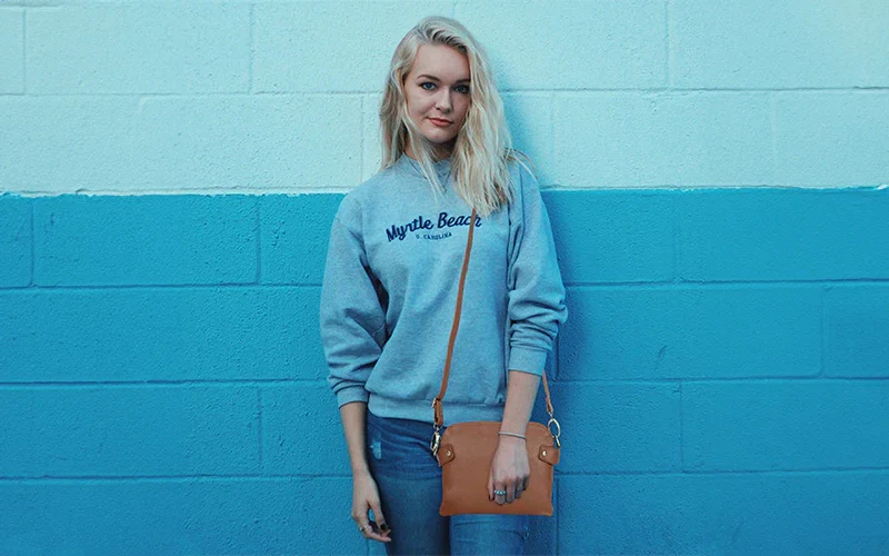 What Makes a Leather Clutch and a Wallet Different?