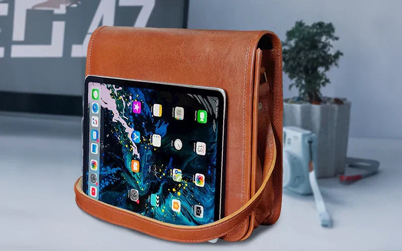 The Ultimate iPad Messenger Bag Guide