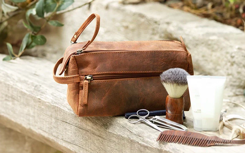 Five Factors to Consider when Choosing a Toiletry Bag for Travel