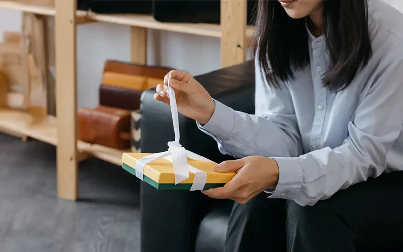 Why Leather Accessories Are an Ideal Choice For Perfect Gift