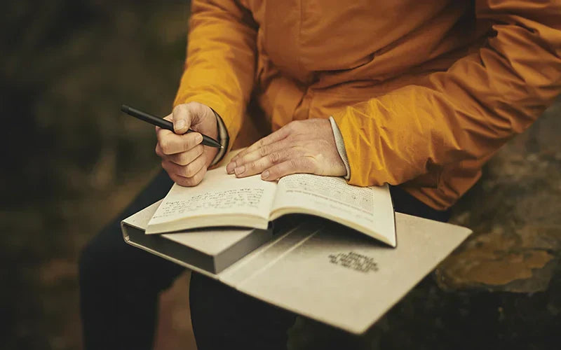 Here's How Journaling Helps You Minimize Stress
