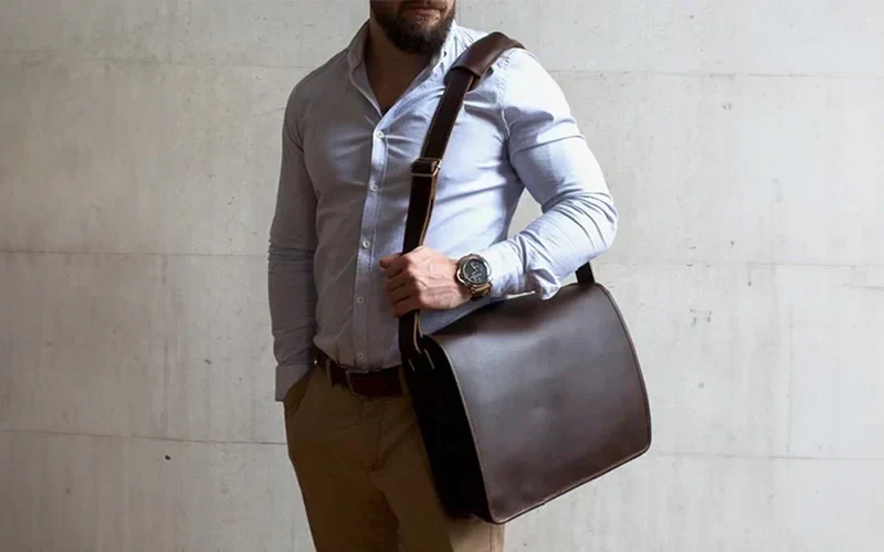 The Timeless Appeal of Leather Messenger Bags: Your Stylish Companion for Any Occasion