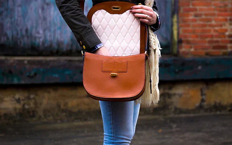 Top 4 Ladies Leather Crossbody Handbags to Gift Her