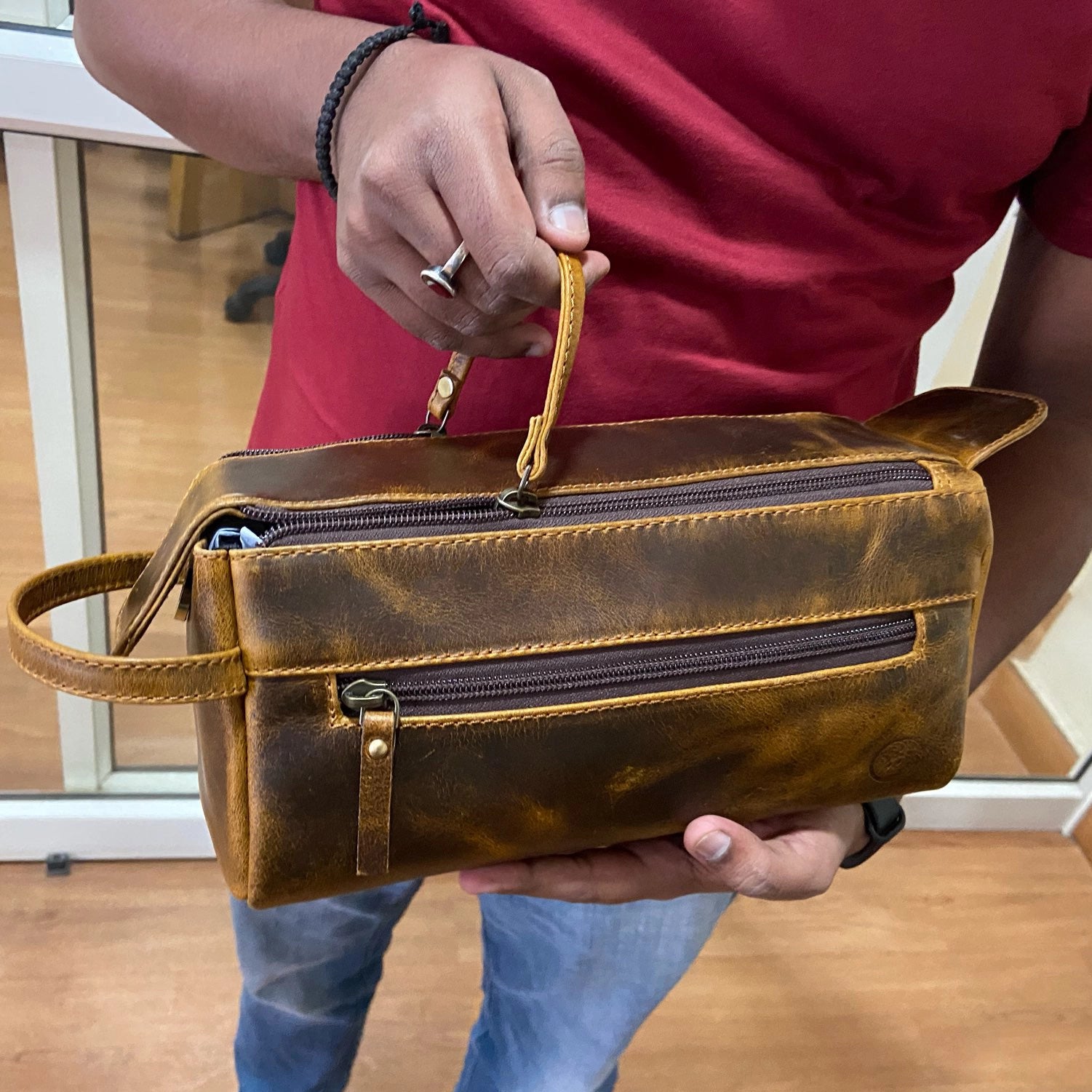 Leather Travel Toiletry Bag (Antique Brown)