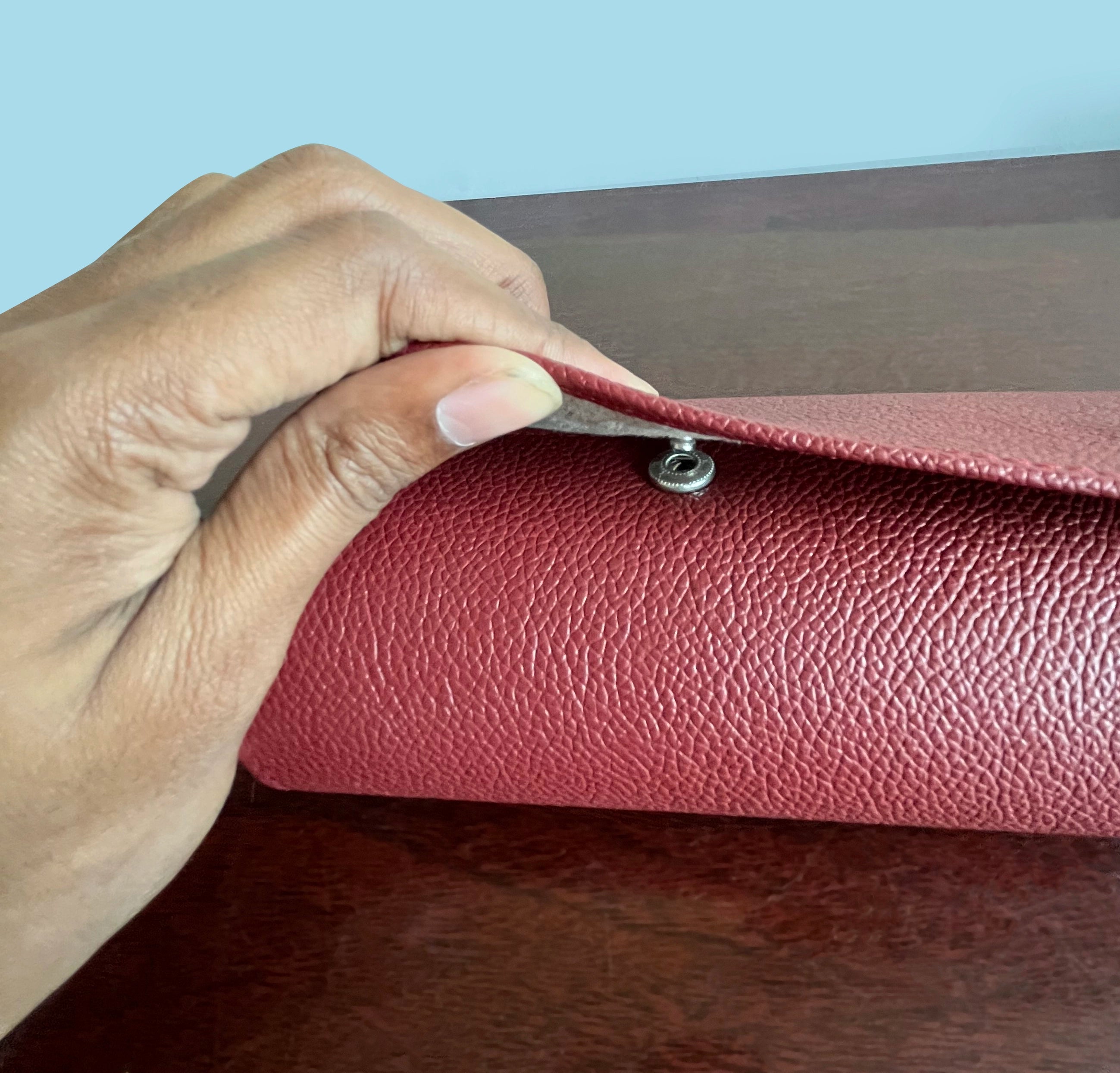 leather watch holder