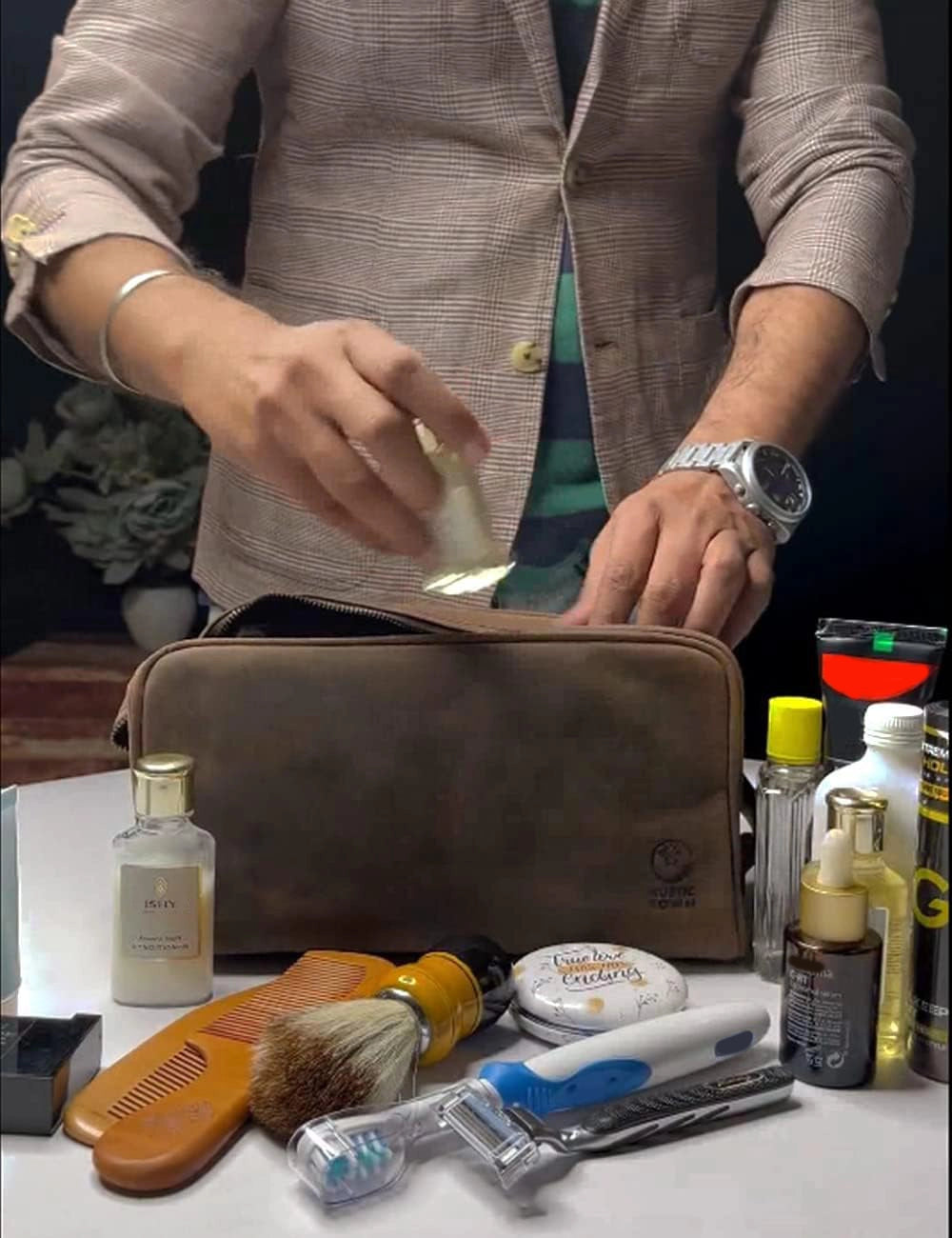 Johnny Men's Leather Travel Dopp Kit (Dark Brown) - Mike