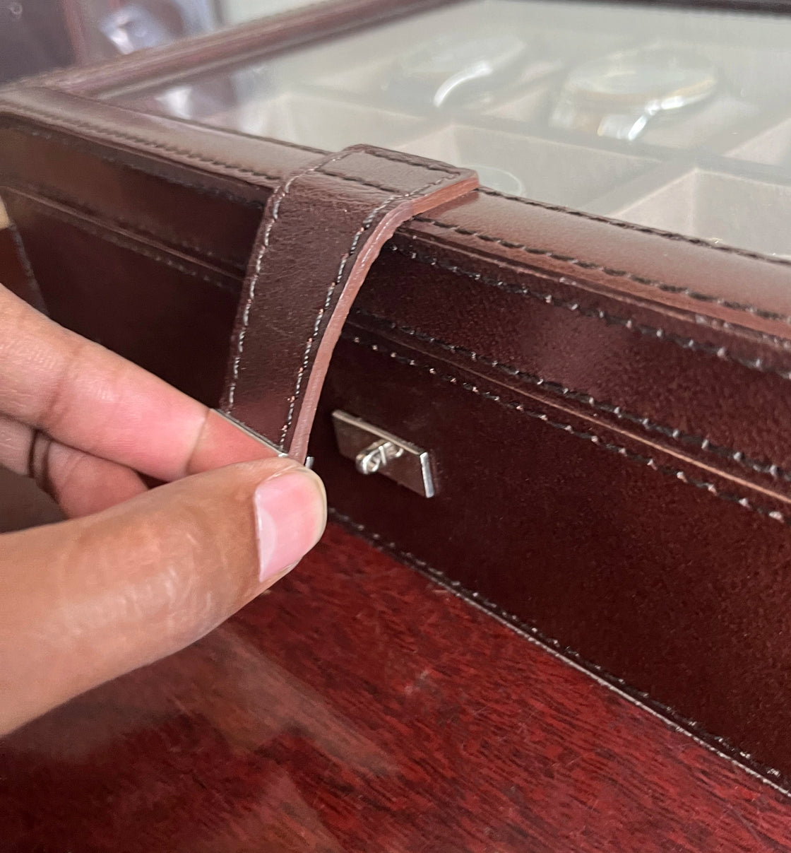 Signature Leather Watch Case - 8 Slots (Dark Brown)