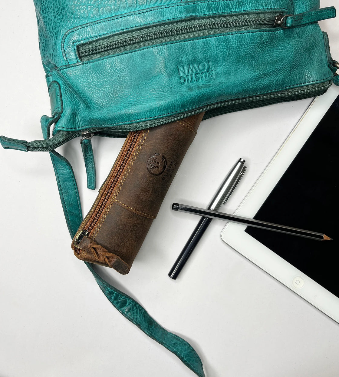 Winnie Leather Zipper Pen Pencil Case (Brown)